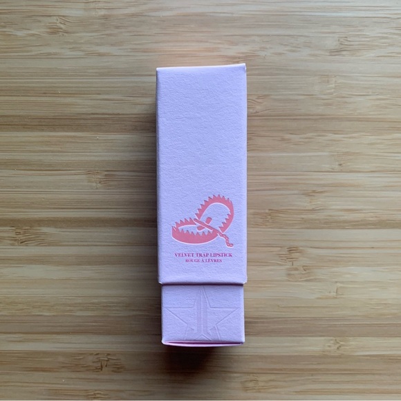 Jeffree Star Velvet Trap Lipstick - Extending The Olive Branch (Mustard) - NWB - Picture 6 of 6